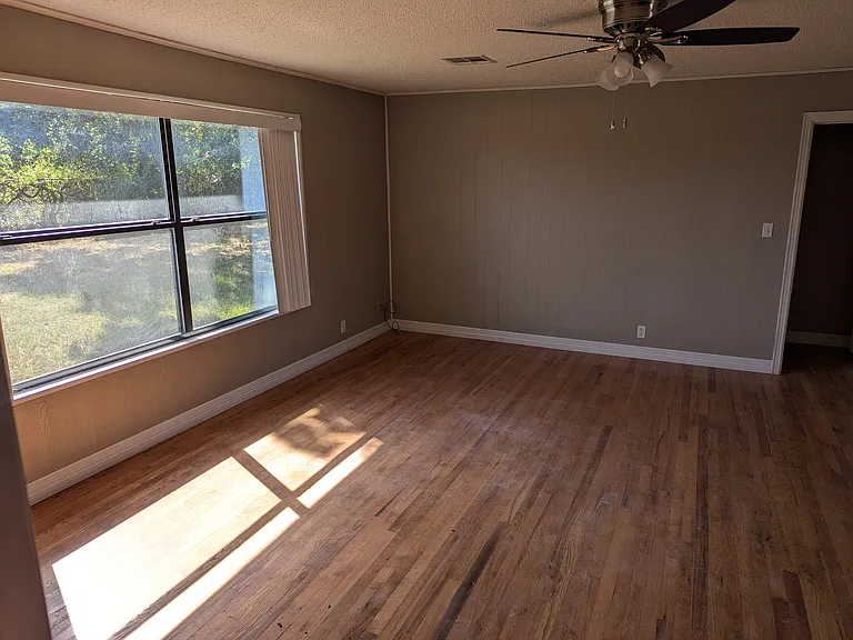 12455 County Road 3570 — Photo 23