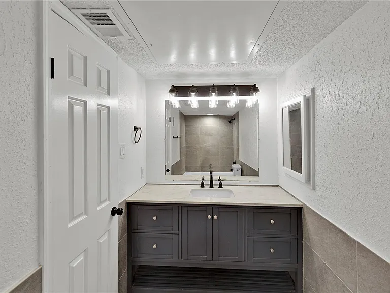 2830 S Bartell Dr #23 — Photo 13