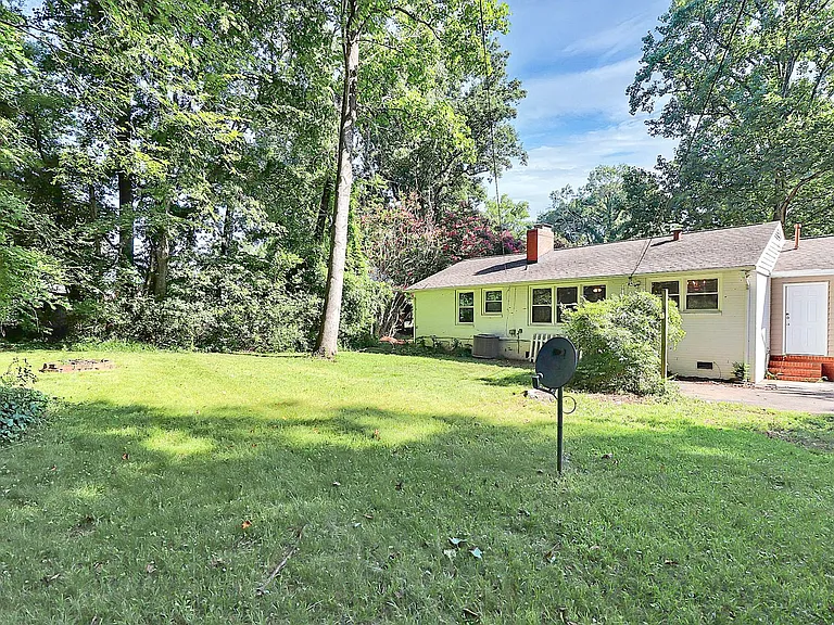 228 Seneca Pl — Photo 33