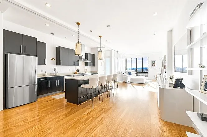 36 A St #5C — Photo 2