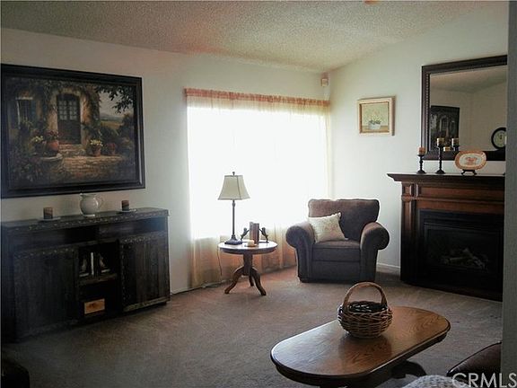 4th image of 5137 Red Oak Dr
