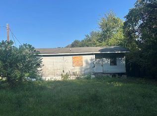 105 Lodge St, Ore City, TX 75683