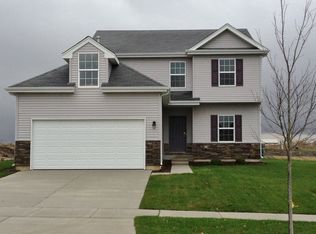 210 E Bald Eagle Ln, Beecher, IL 60401