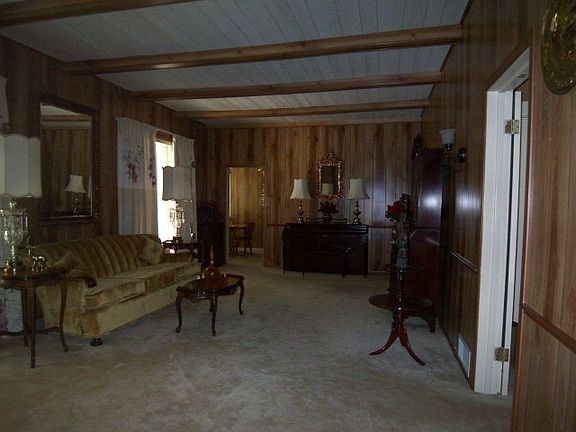 2nd image of 918 Colorado Ave