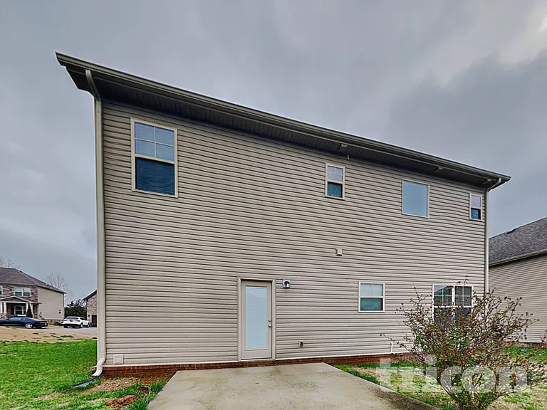 1031 Solomon Ln — Photo 15