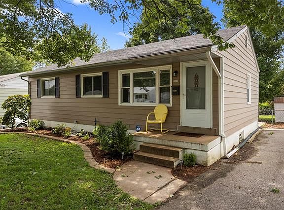 2nd image of 9521 Port Dr