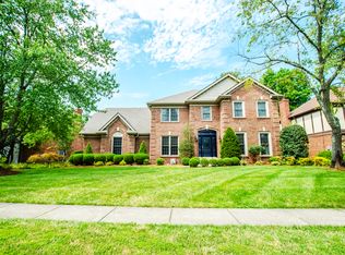 310 Lake Forest Pkwy, Louisville, KY 40245