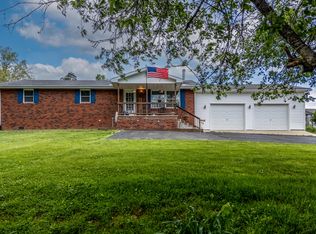 970 Trumbo Rd, Morehead, KY 40351