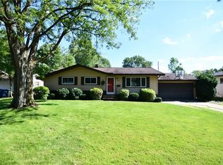 26943 Eastwood Ln, Olmsted Township, OH 44138