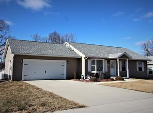 1115 Lynn St, Tipton, IA 52772