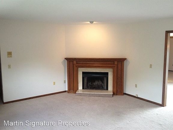 5th image of 6737 Worth Ave