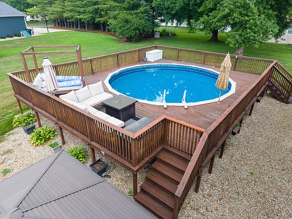5th image of 520 Cottonwood Dr