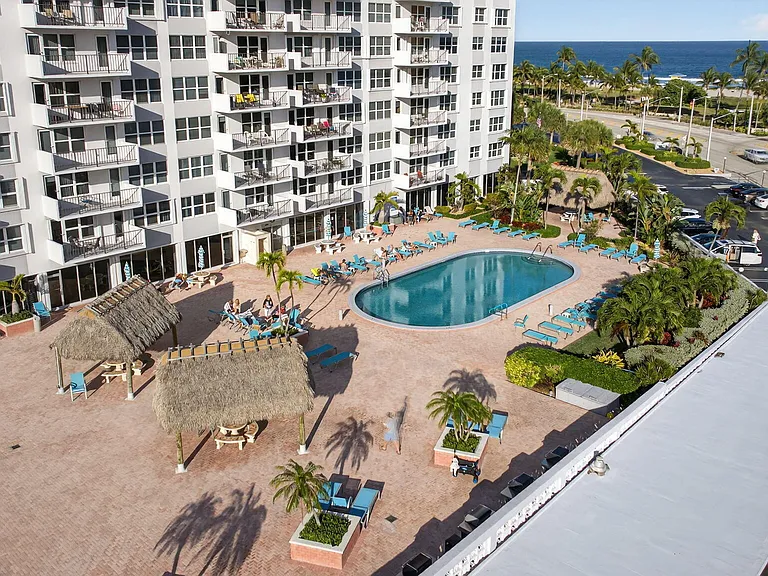 405 N Ocean Blvd #208 — Photo 45