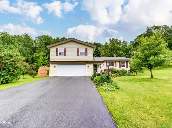 4 Tomohawk Place, Johnstown, NY 12095