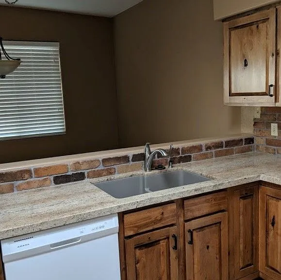 10352 N Fox Croft Ln — Photo 5