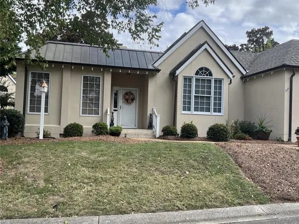 108 Linden Pl, Bermuda Run, NC 27006