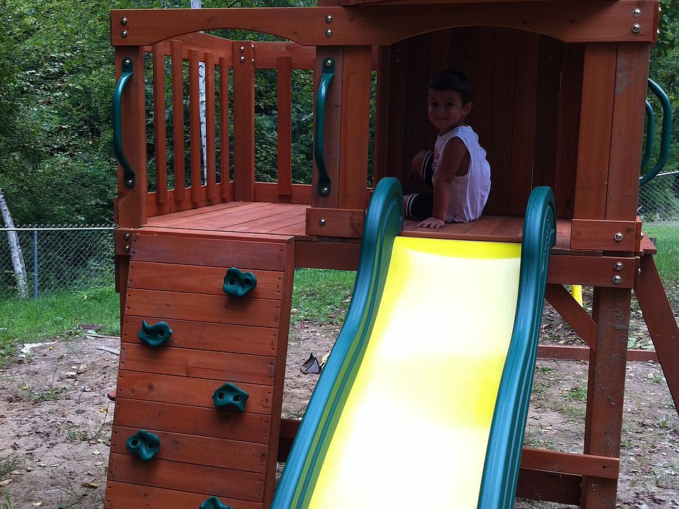 2nd image of 25 Beebe Ln