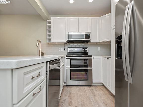 Kitchen>