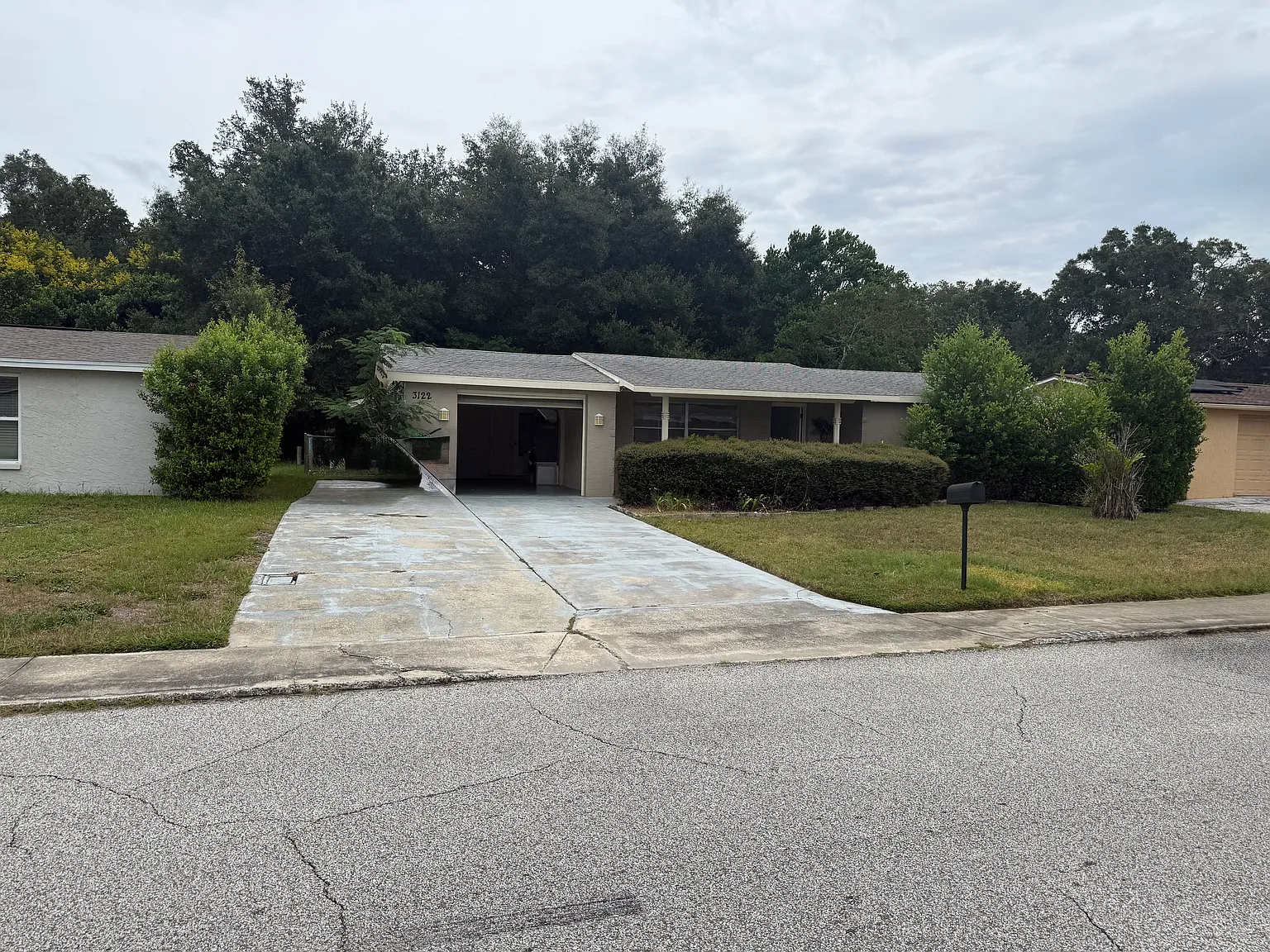 2 bed, 1.5 bath, 1392 sqft, $1,975 — Photo 1