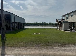 2031 Beach Rd, Matagorda, TX 77457