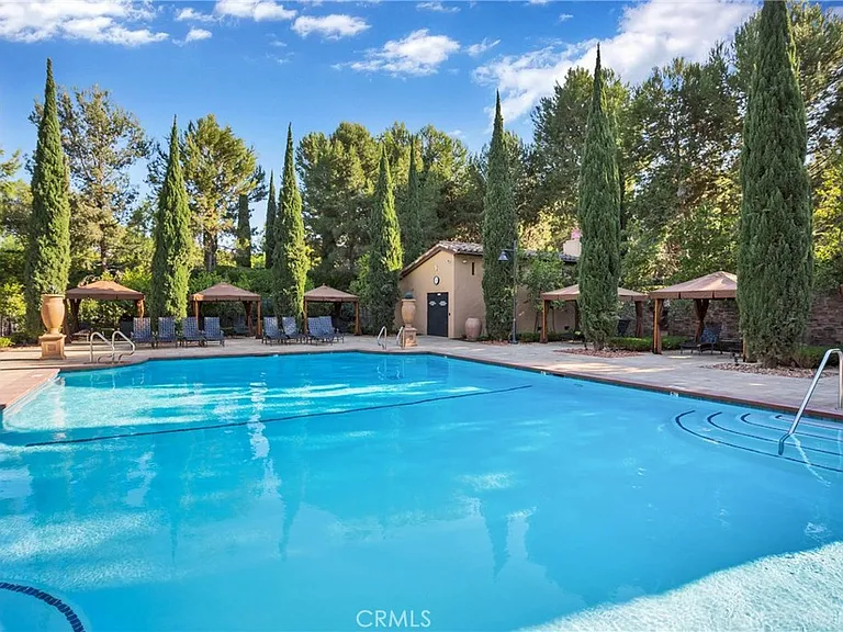 23 Castlerock — Photo 47
