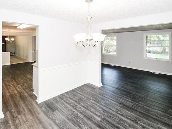 5th image of 1014 Brockdell Ct