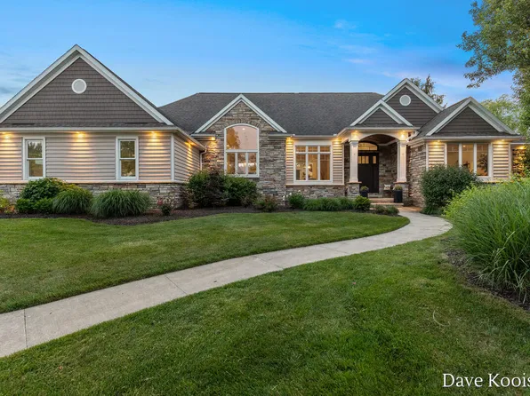 7707 Harmony Cove Ct SE, Byron Center, MI 49315