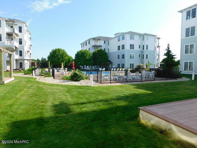 1st image of 200 S Robert St Unit 51