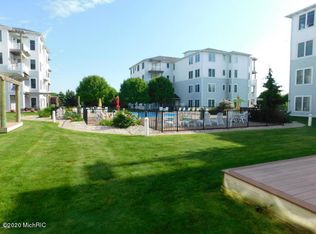 200 S Robert St UNIT 51, Ludington, MI 49431