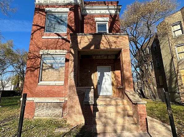 4108 W Wilcox St, Chicago, IL 60624