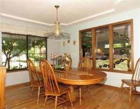 5th image of 8782 Ash Hill Ct
