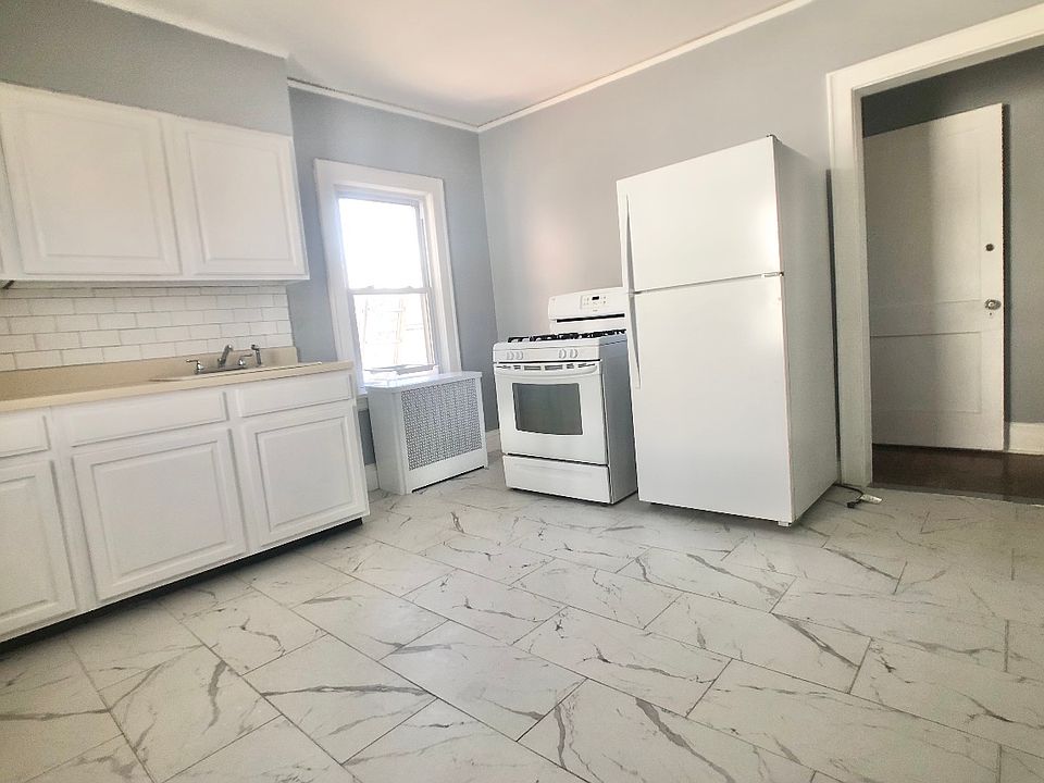 1st image of 333 S 5th Ave Floor 2