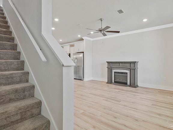4th image of 1229 Meadow Trl