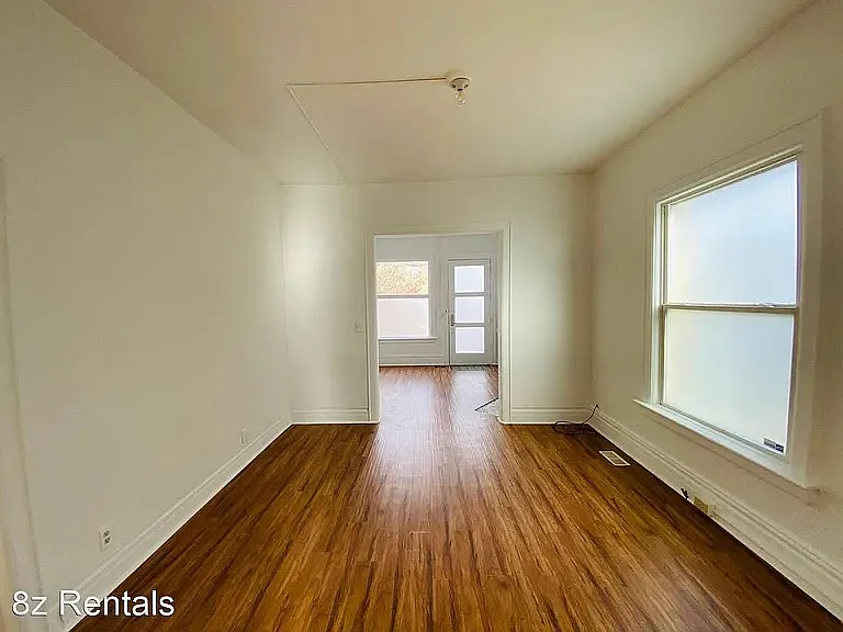 2 bed, 823 sqft, $2,250 — Photo 4