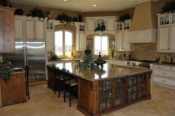 3rd image of 13505 Trail Vista Ct NE