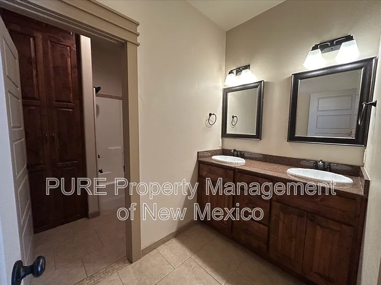 2805 Rabbitbrush Dr — Photo 9