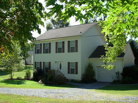 2nd image of 216 Strawberry Plains Rd