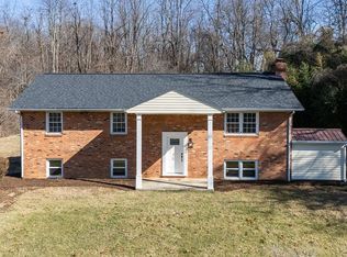 854 Old White Hill Rd, Stuarts Draft, VA 24477