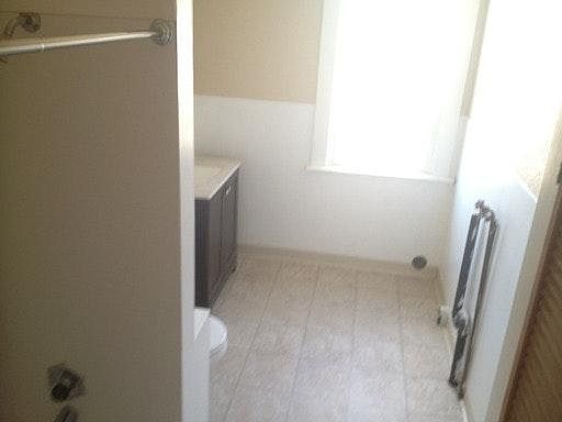 5th image of 224 W Shannon Ave
