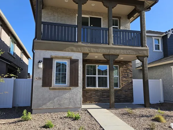 8254 E Prairie Ave, Mesa, AZ 85212