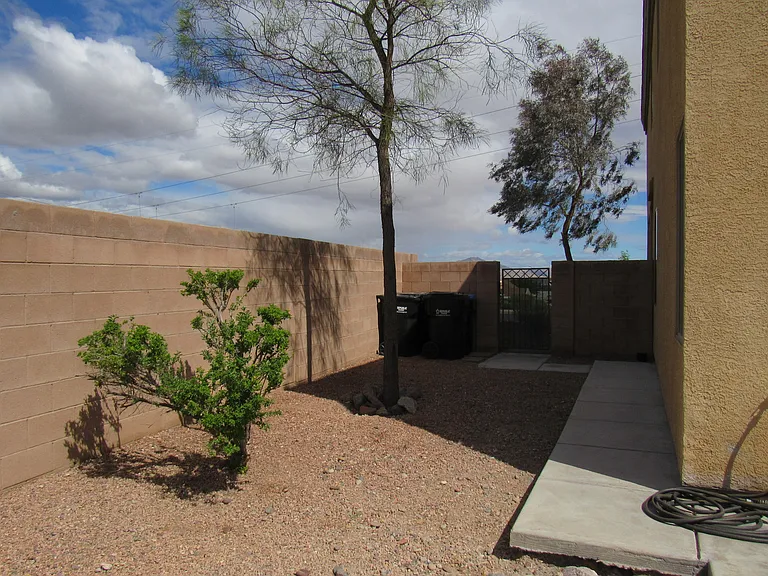 389 Red Eucalyptus Dr — Photo 29