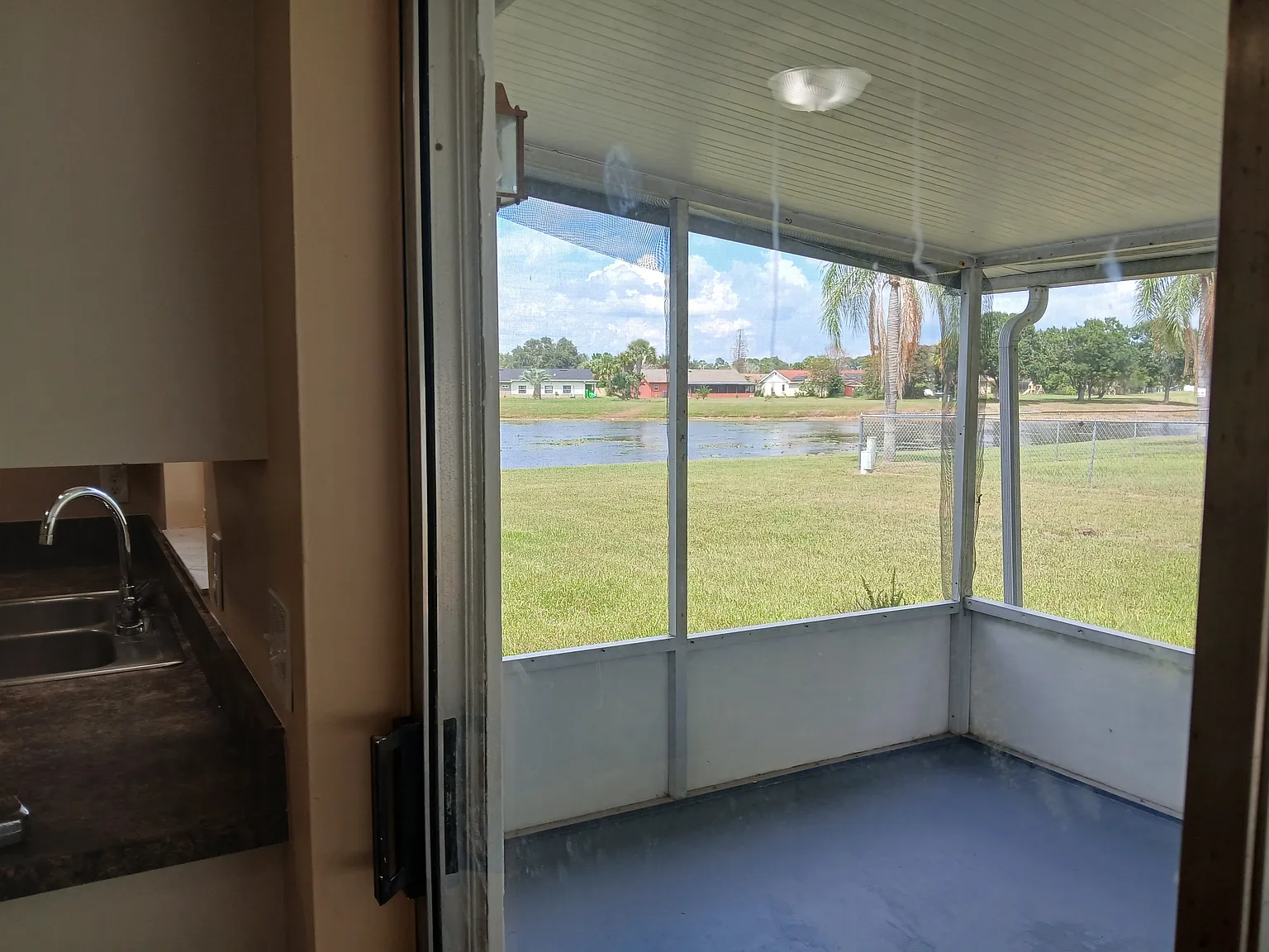 2 bed, 1200 sqft, $2,000 — Photo 4