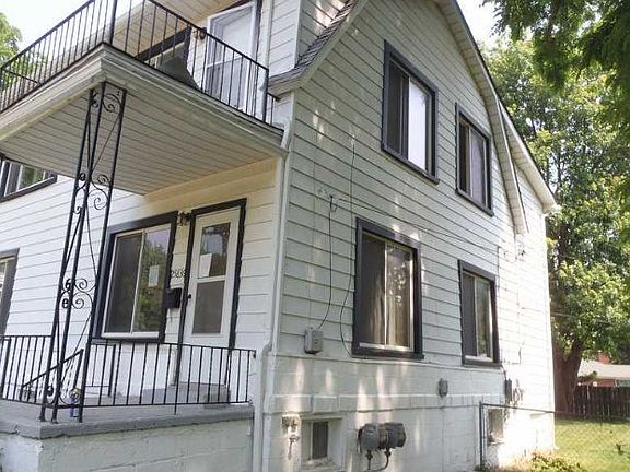 2nd image of 25836 E Huron River Dr
