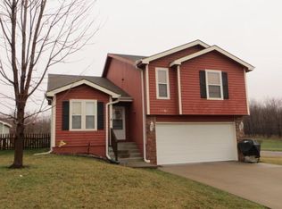 2202 Meadow Trl, Saint Joseph, MO 64503