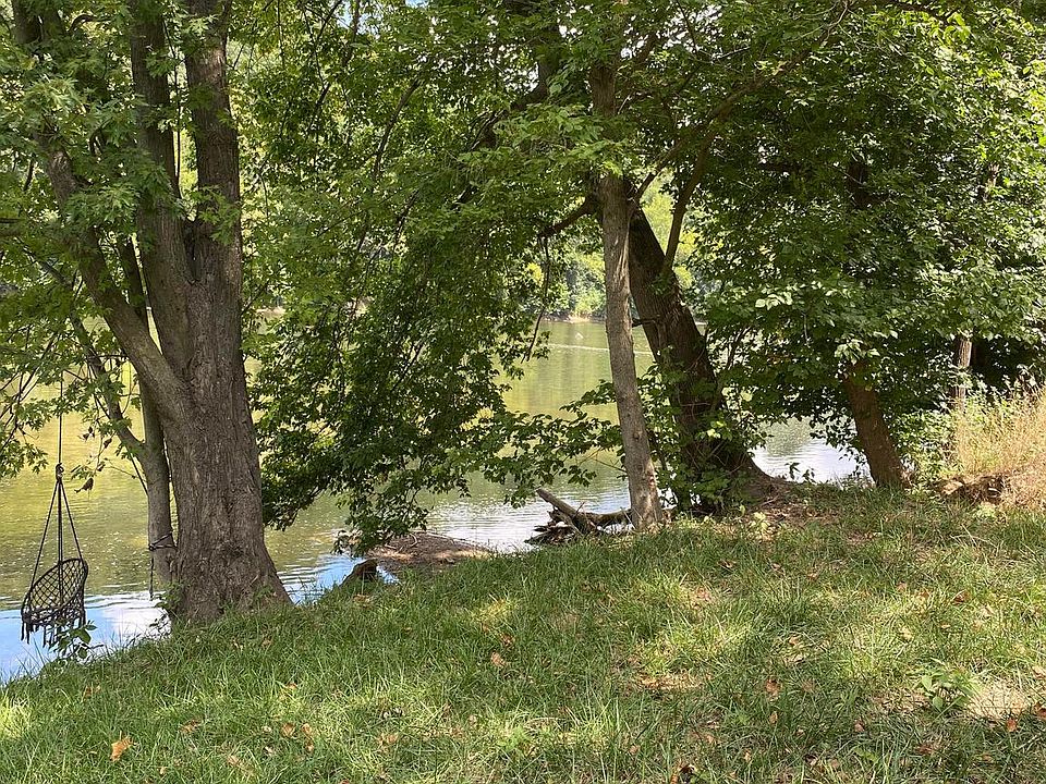 2nd image of 41 Old Dam Rd