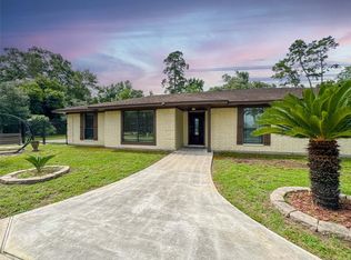 1011 Chateau Woods Parkway Dr, Conroe, TX 77385