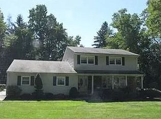 165 Sickletown Rd, West Nyack, NY 10994