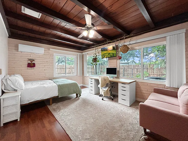 3829 Chapel Dr — Photo 23
