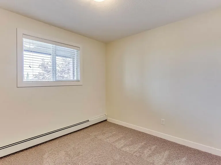 20 Kingsland Close SE #1407 — Photo 14