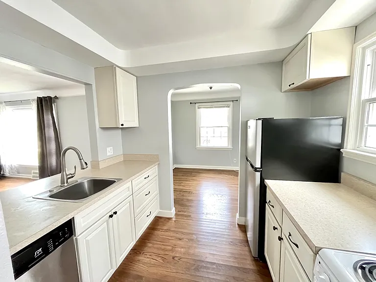 5680 Shawnee Dr — Photo 5